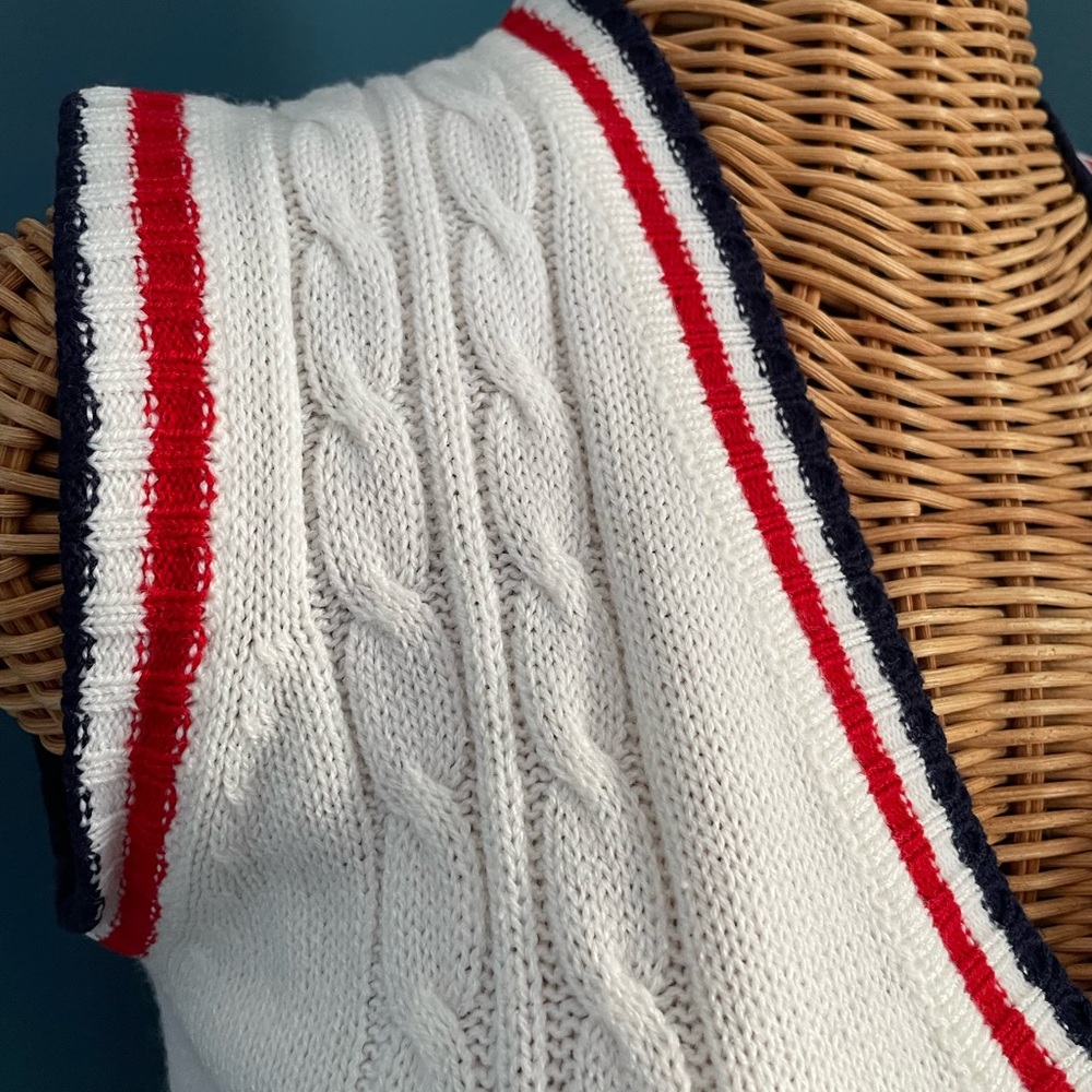 Cable Knit Preppy Vest Button Front Red White Blue B-Neck - Picture 3 of 8
